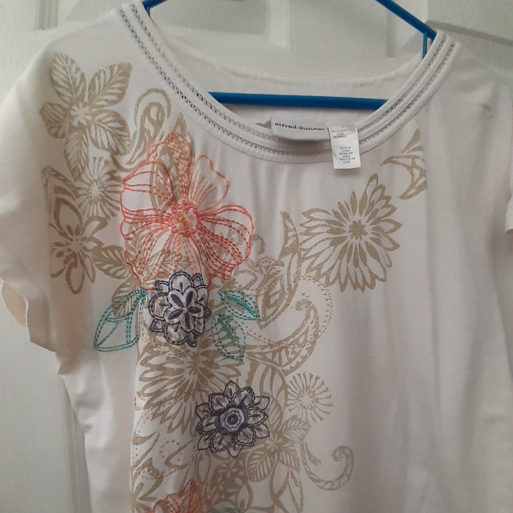 Alfred Dunner white top Sz L